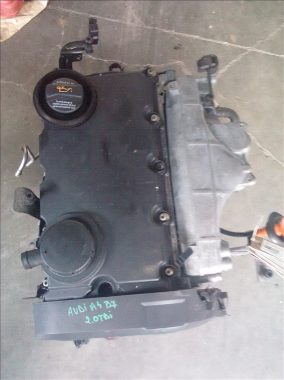 Motor AUDI A4 B7 2.0 TDI