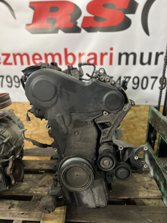 Motor Audi A4 B8 Sedan 2.0 TDI DPF Multitronic, 143cp sedan 2009 (CAGA)