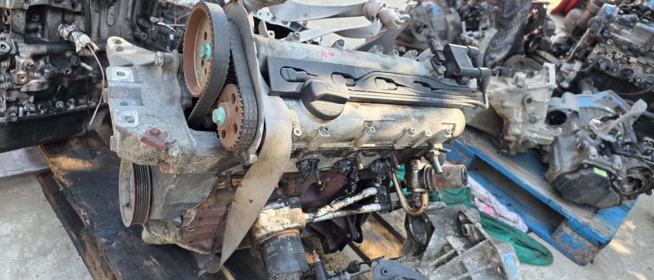 Motor AUS Vw Golf 4 / Bora 1.6 16v 2000 