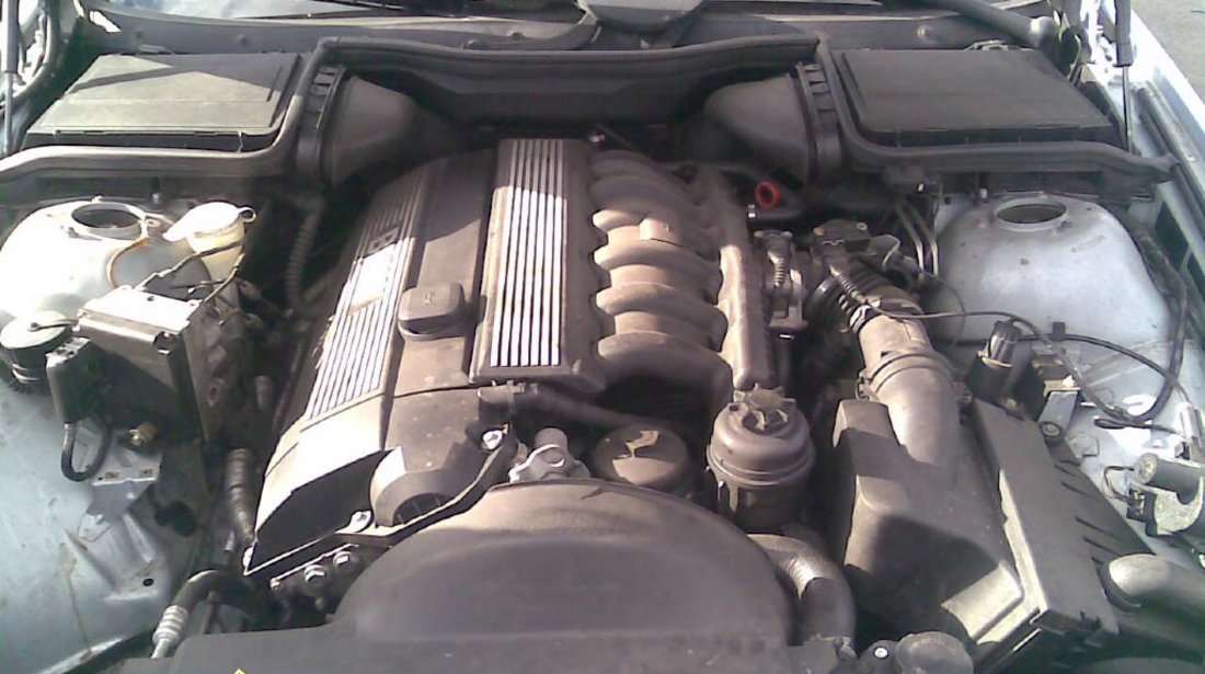 Motor Bmw 318  benzina super bun cu garantie