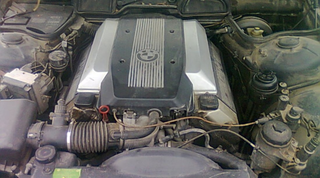 Motor BMW 730i E38