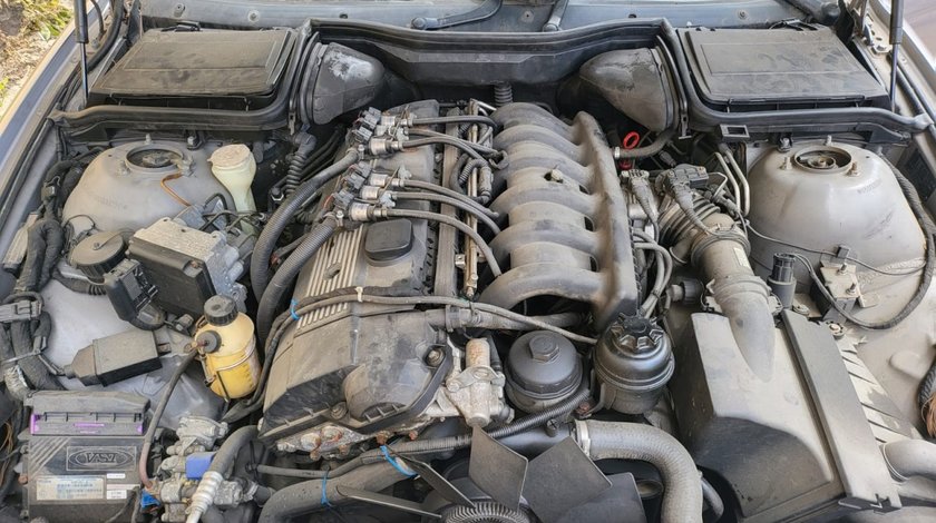 Motor BMW E39 520i M52B20 S3