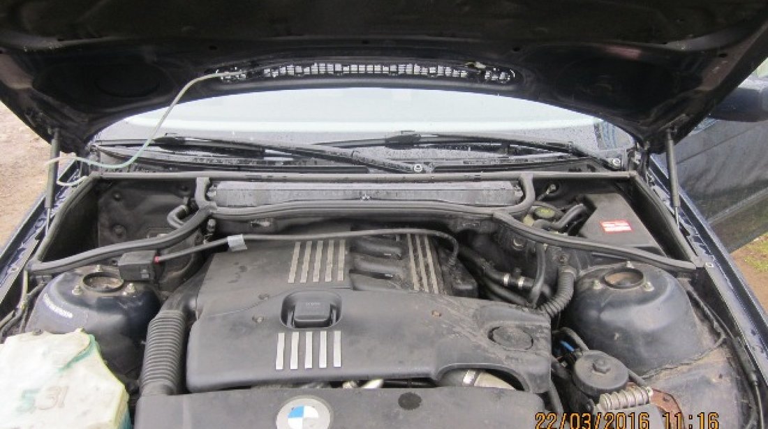 Motor BMW E46 320d.