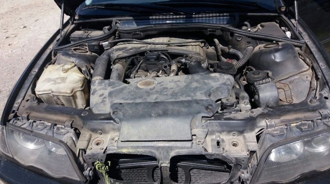 Motor BMW E46 320d.