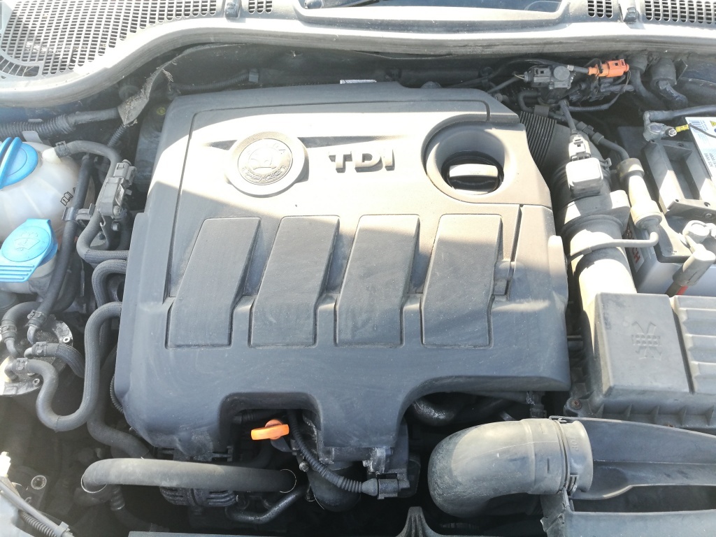 Motor CAY Vw Beetle 1.6tdi