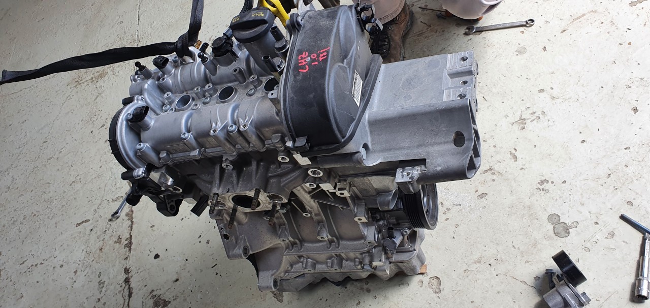 Motor CHZ Skoda Octavia 3 Karoq Rapid 1.