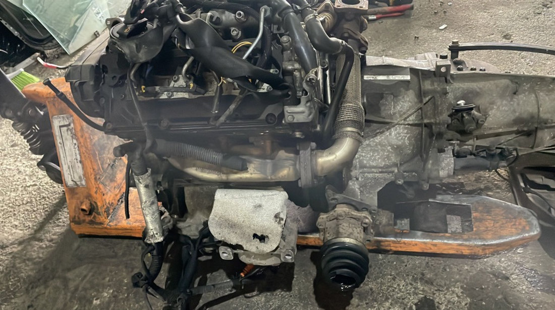 Motor Complet fara anexe Audi A4 Avant 3.0 TDI 239 cai tip motor: CCWA