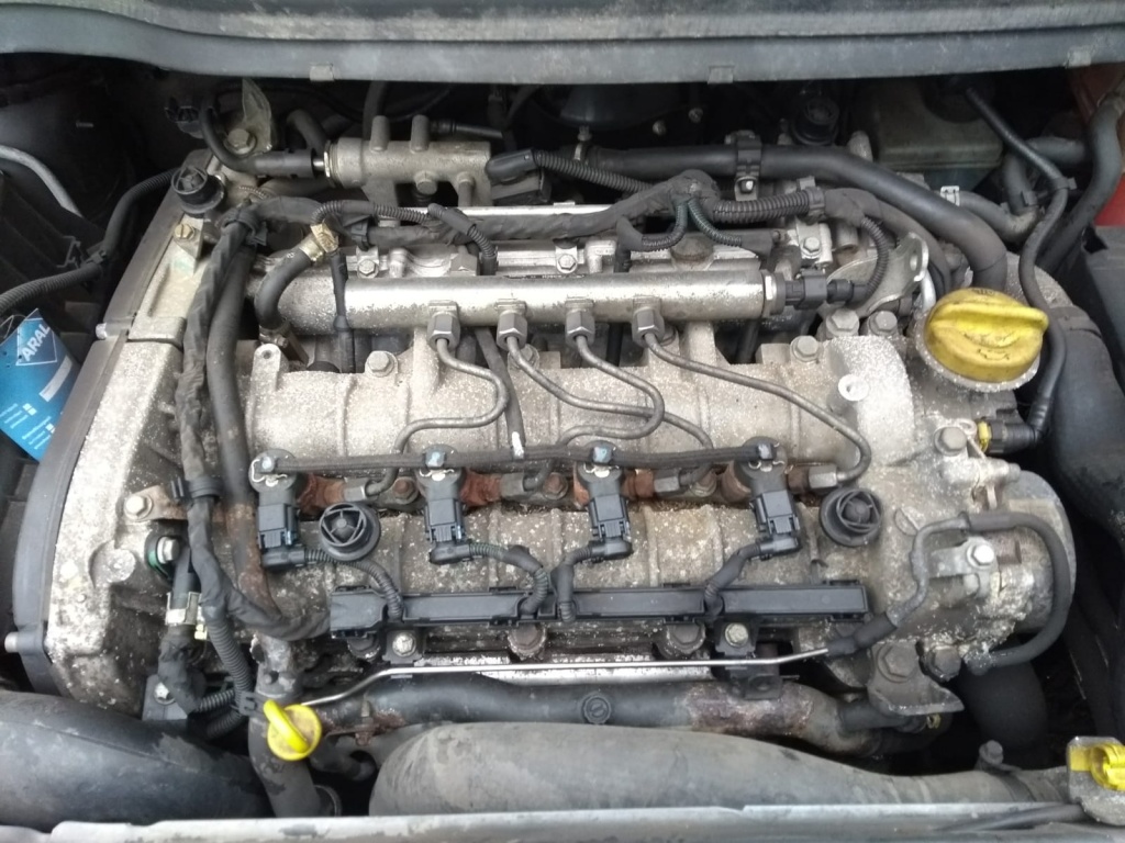 Motor complet fara anexe Opel Zafira 2007 B 1.9 cdti