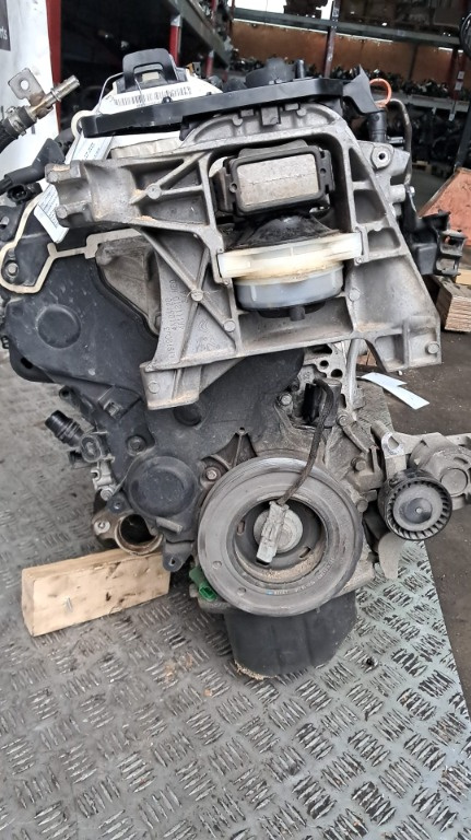 Motor complet fara anexe Peugeot 208 1.5 HDI YHZ an 2019