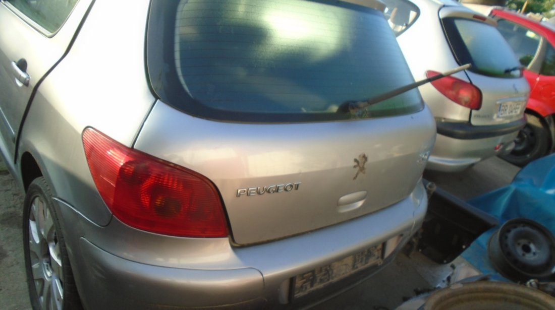 Motor complet fara anexe Peugeot 307 2004 hatchback 2