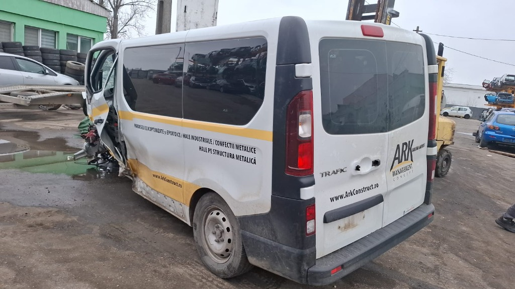 Motor complet fara anexe Renault Trafic 2020 autoutilitara 2.0 dci m9r710
