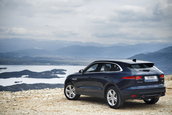 Motor de 300 CP pentru Jaguar XE, XF si F-Pace