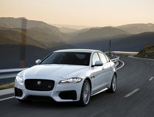 Motor de 300 CP pentru Jaguar XE, XF si F-Pace