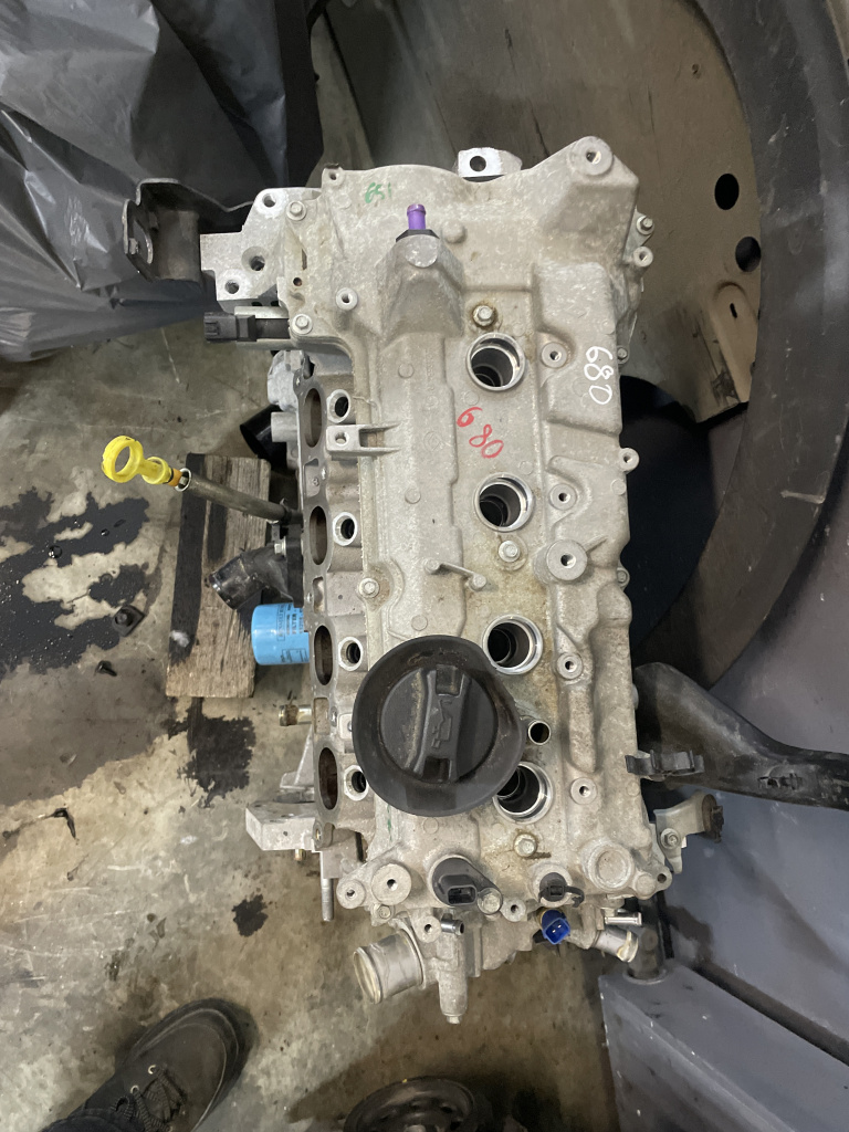 Motor dezechipat Dacia Duster 1.6 Benzina 2018, H4MD738R