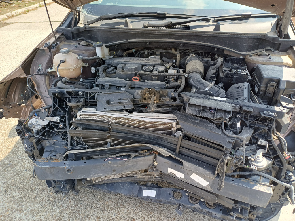 Motor dezechipat Kia Sportage 1.6 Benzina 2022, -