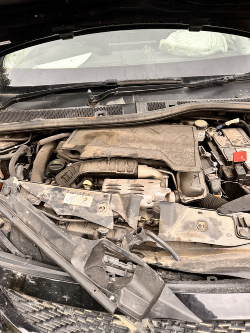 Motor dezechipat Peugeot 2008 1.2 Benzina 2024, -