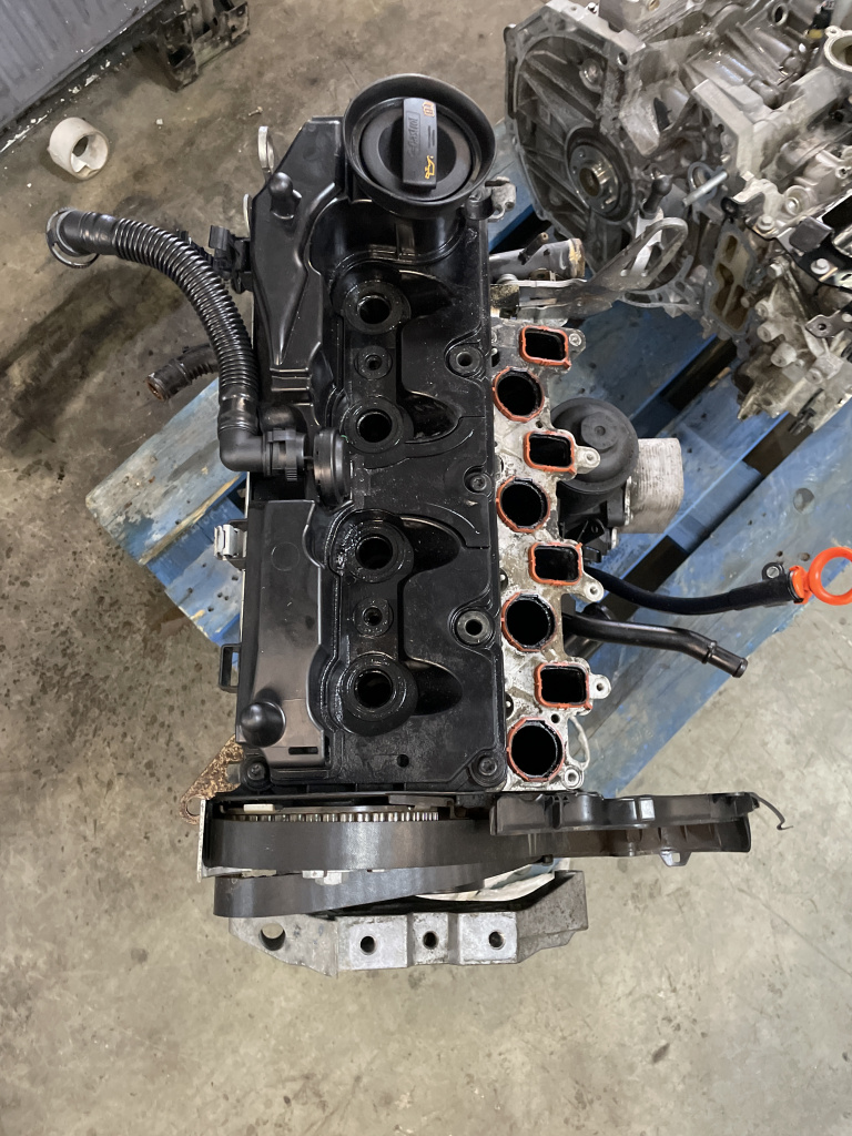 Motor dezechipat Volkswagen Golf 6 Plus 1.6 Motorina 2010, CAY