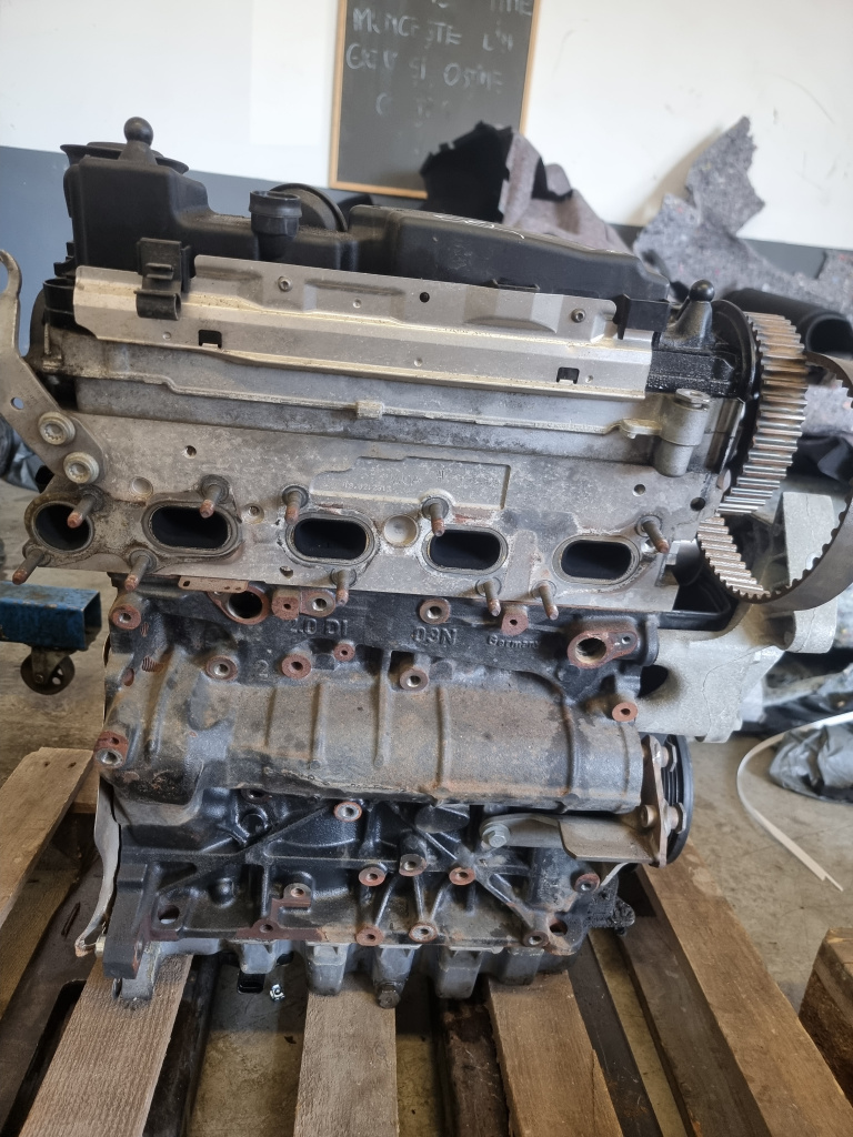 Motor dezechipat Volkswagen Golf 7 2.0 Motorina 2016, CRL