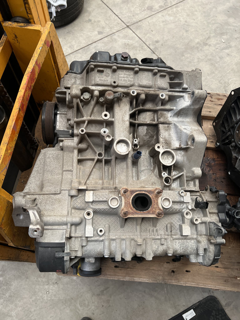 Motor dezechipat Volkswagen Golf 7 Break 1.4 Benzina 2015, CXS