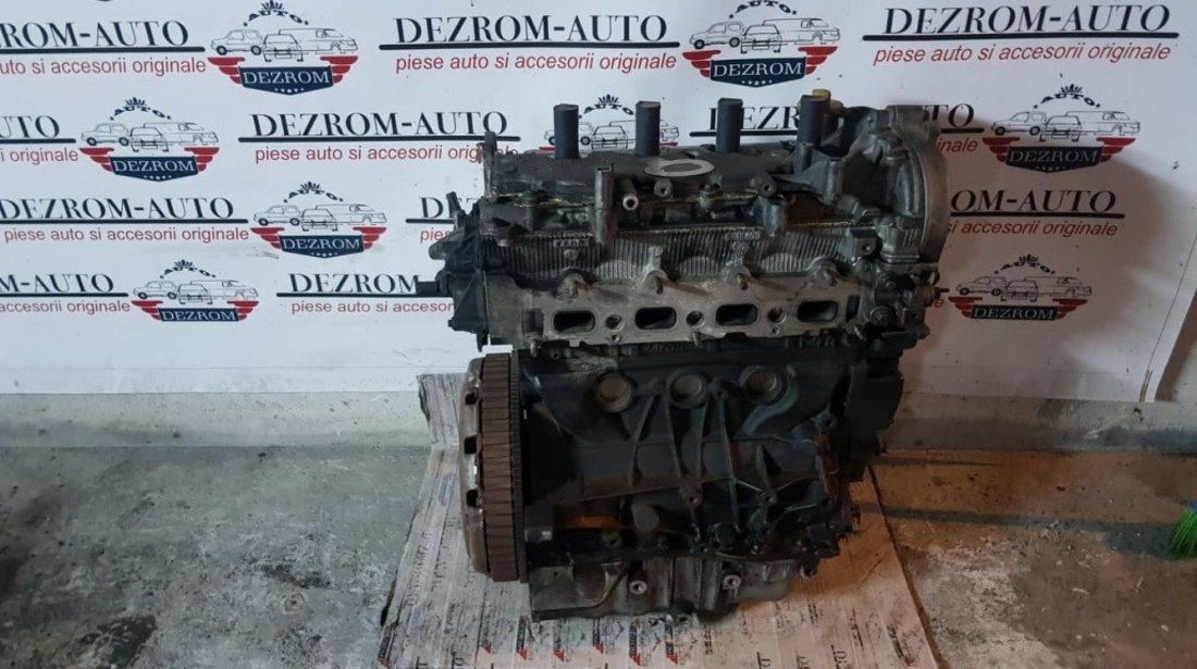 Motor fara accesorii Renault Trafic II 2.0i 117 CP cod motor F4R820