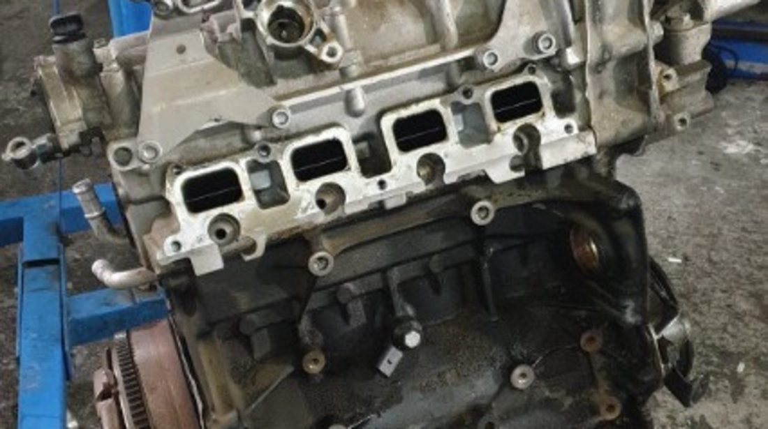 Motor fara accesorii VW Passat B7 1.4 TSi 160 de cai cod motor : CTHD