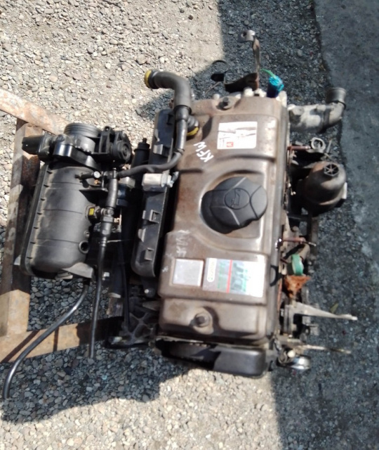 Motor fara anexe 1.4 i KFW Peugeot 307 [2001 - 2005] Hatchback 3-usi 1.4 MT (75 hp)