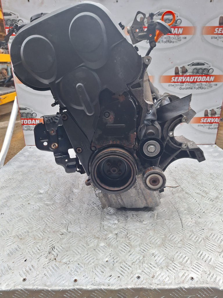 Motor fara anexe Audi A4 (2004-2008) [8EC, B7] 2.0 Motorina 2007, BRE