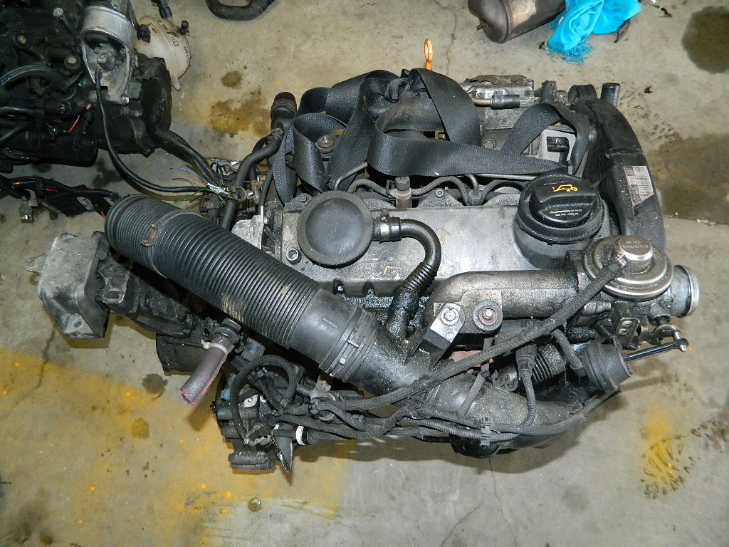 Motor fara anexe Vw Golf 4 1.9 tdi model 2002