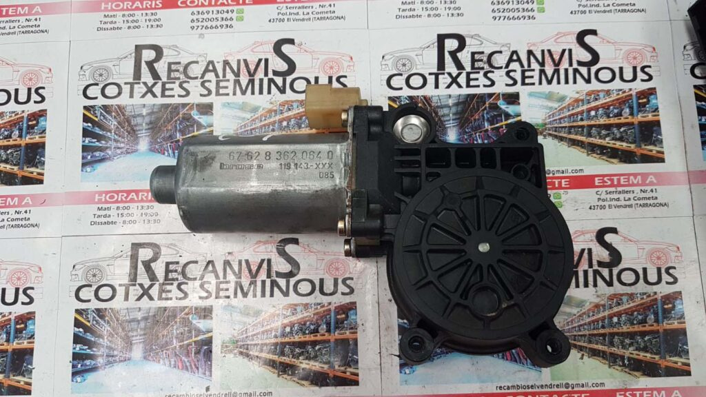 MOTOR geam fata BMW E46 0 130 821 717 / 0130821717 / 67 62 8 362 064 0 / 6762836206400 130 821 717 / 0130821717 / 67 62 8 362 064 0 / 676283620640