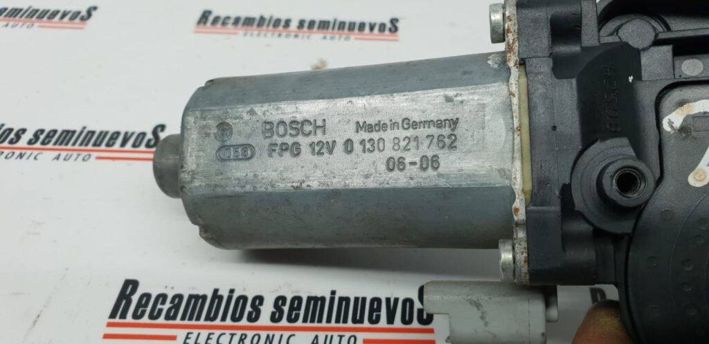 MOTOR geam fata dreapta PEUGEOT 206 0 130 821 762 / 01308217620 130 821 762 / 0130821762