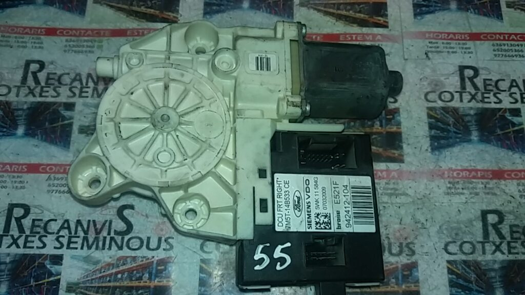 MOTOR geam FORD KUGA 0 130 822 214 / 0130822214 / 7M5T-14B533-CE / 7M5T 14B533 CE / 7M5T14B533CE / 5WK 11 584G / 5WK11584G0 130 822 214 / 0130822214 / 7M5T-14B533-CE / 7M5T 14B533 CE / 7M5T14B533CE / 5WK 11 584G / 5WK11584G