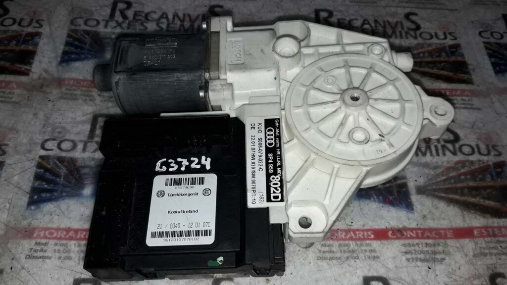 MOTOR geam spate dreapta AUDI A3 0 130 822 263 / 0130822263 / 8P4 959 802 D / 8P4959802D0 130 822 263 / 0130822263 / 8P4 959 802 D / 8P4959802D
