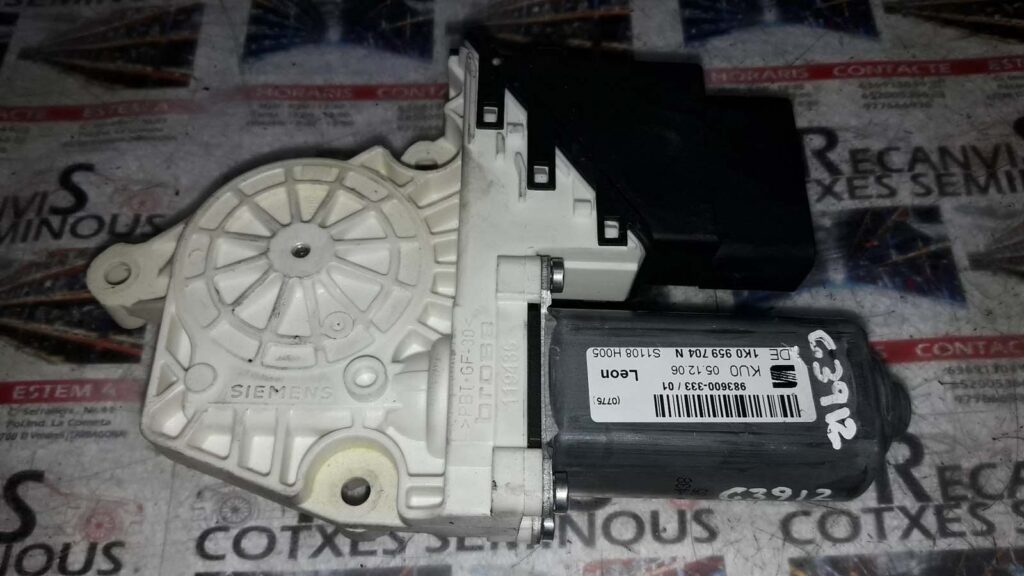 MOTOR geam spate dreapta SEAT LEON 1K0 959 704 N / 1K0959704N1K0 959 704 N / 1K0959704N