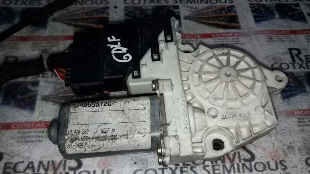 MOTOR geam spate dreapta VOLKSWAGEN GOLF 1J49598120 / 774.60023.01 / 774 60023 01 / 7746002301 / 9776-101438-202 / 9776 101438 202 / 97761014382021J49598120 / 774.60023.01 / 774 60023 01 / 7746002301 / 9776-101438-202 / 9776 101438 202 / 977610143820
