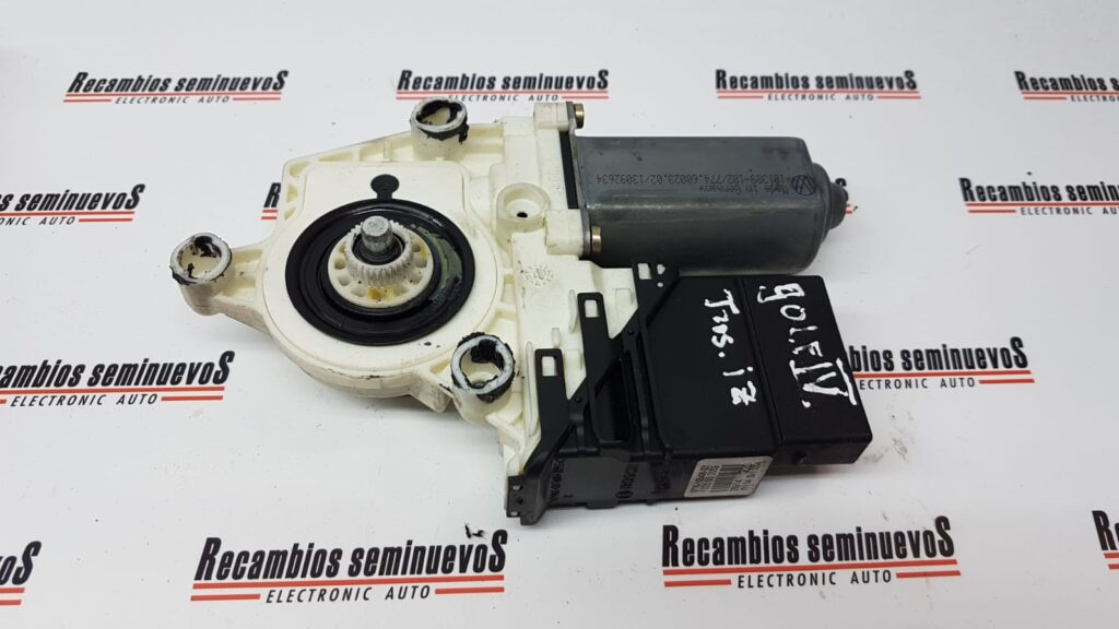MOTOR geam spate stanga VOLKSWAGEN GOLF 1C0 959 811 A / 1C0959811A1C0 959 811 A / 1C0959811A