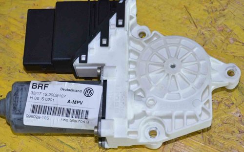 Motor macara dreapta spate VW TOURAN 2.0 TDI 2004