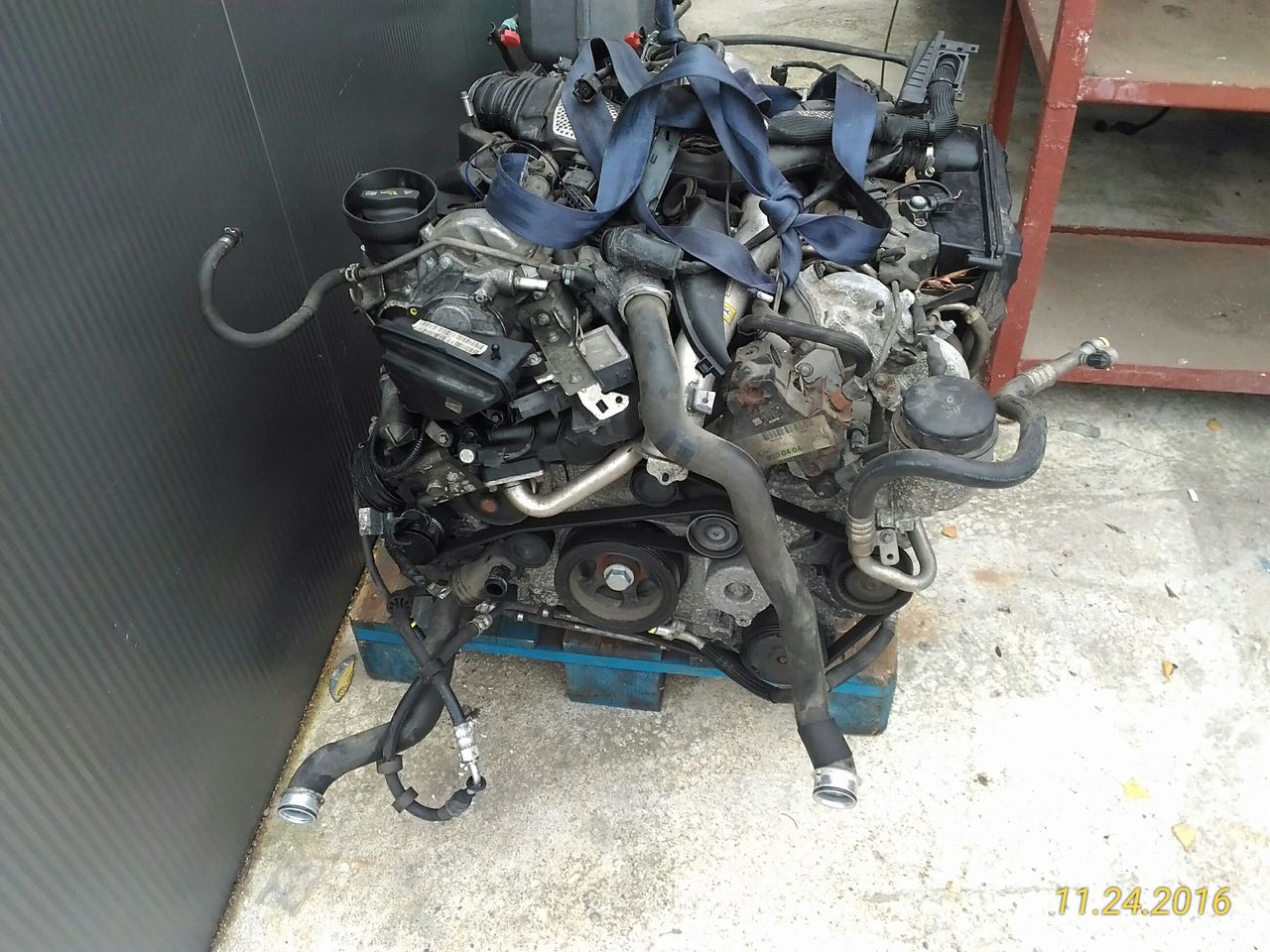 Motor Merccedes 3.0 cdi v6 tip om 642 de vanzare 3320822