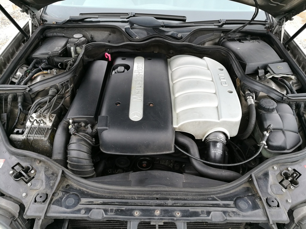 Motor Mercedes E220 CDI W211 tip 646.961