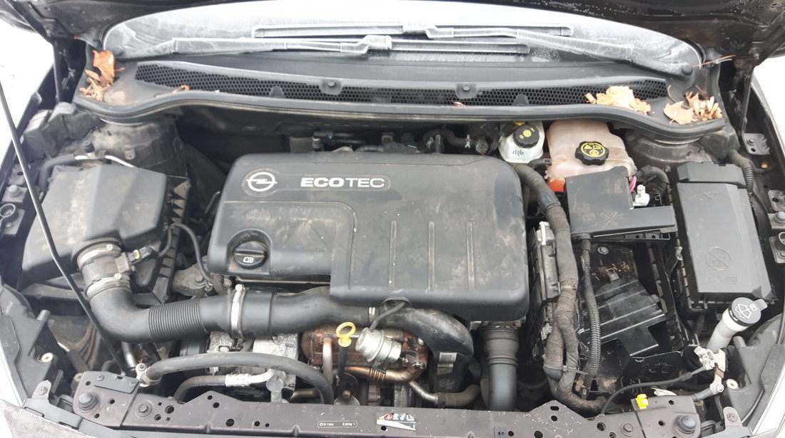 Motor Opel A17DTE 2011 Motorul se vinde cu sau fara anexe!