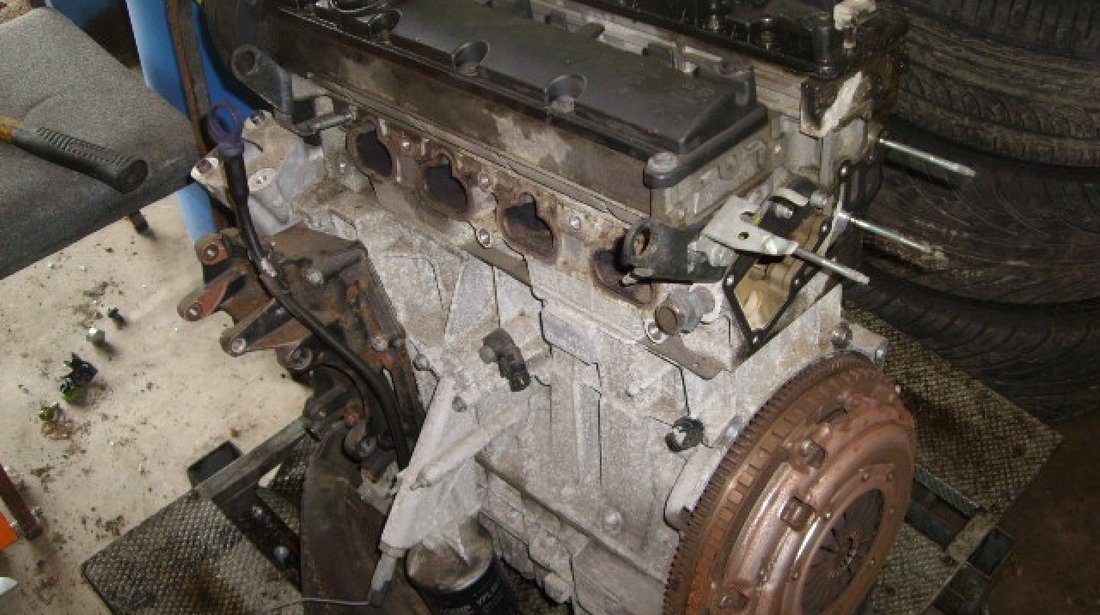 Motor peugeot 406 2.0i rfn 136 de cai