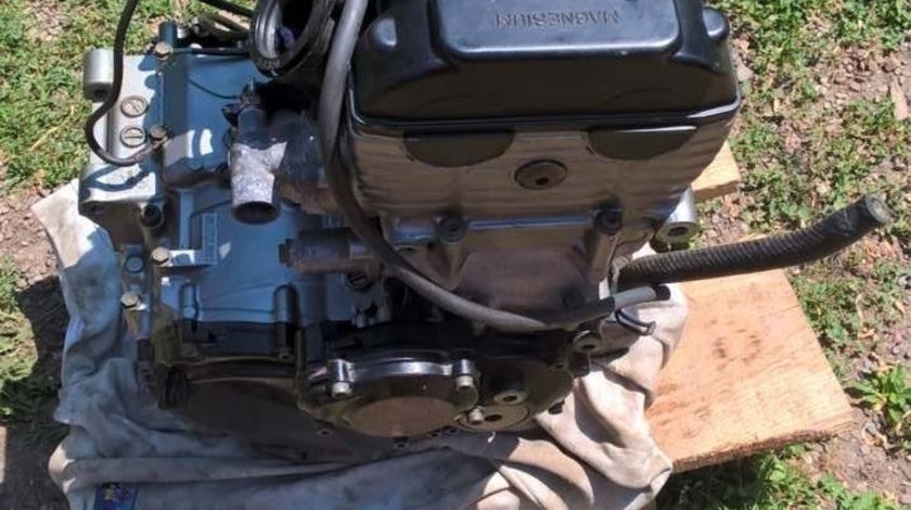 MOTOR suzuki gsxr 750 SRAD