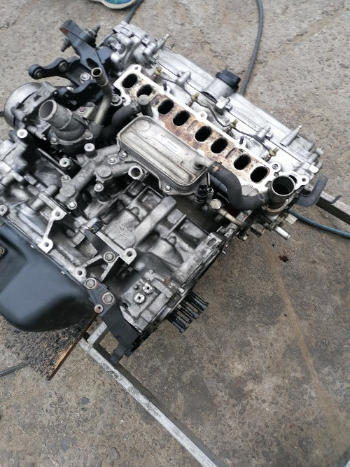 MOTOR TOYOTA COROLLA VERSO RAV 4 AVENSIS 2.2 D-CAT 2AD-FHV 130KW 177CAI DPF IMPECABIL 2007
