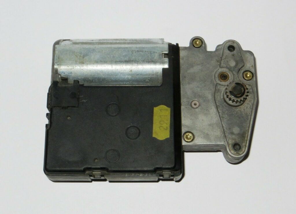 MOTOR trapa BOSCH VOLKSWAGEN PASSAT 3A0 959 731 A / 3A0959731A / 0 390 201 615 / 0390201615 / 800 696 715 / 8006967153A0 959 731 A / 3A0959731A / 0 390 201 615 / 0390201615 / 800 696 715 / 800696715