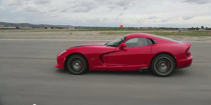 Motor Trend testeaza noul SRT Viper GTS de 640 cp