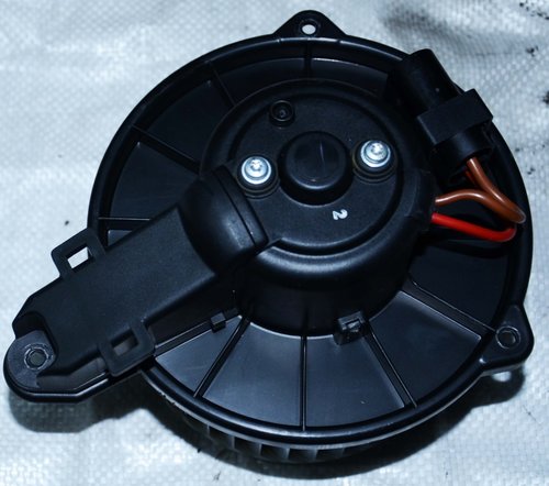 MOTOR VENTILATOR AEROTERMA AUDI A6 C5 2001 1.8T AWT 110KW 150CP BREK COMBI VOLAN DREAPTA ANGLIA AUTO...
