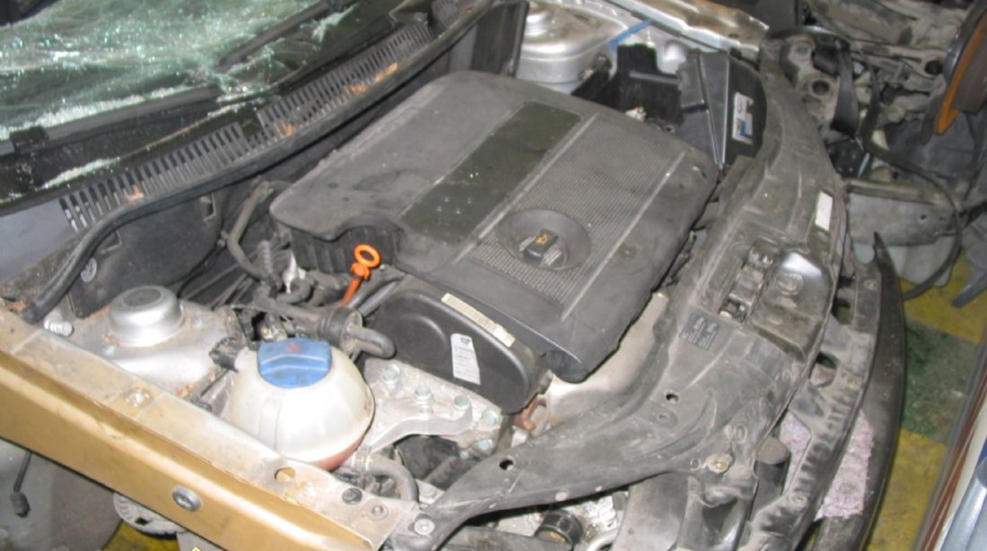 MOTOR VW GOLF 4 1 6 BENZINA 2004 AXP APE BCA AKQ AHW