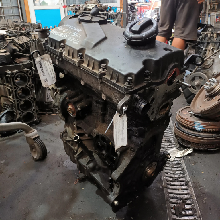 Motor Vw Passat B5, B5.5 1996-2005 1.9 Tdi Avf Motorina Complet Fara Anexe