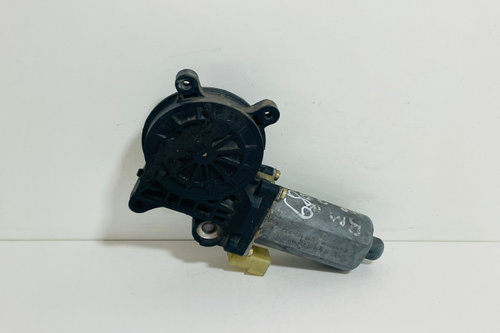 Motora macara geam dreapta fata 676283620640 / 67 62 8 362 064 0 / 119143 BMW Seria 3 E46 [1997 - 20...