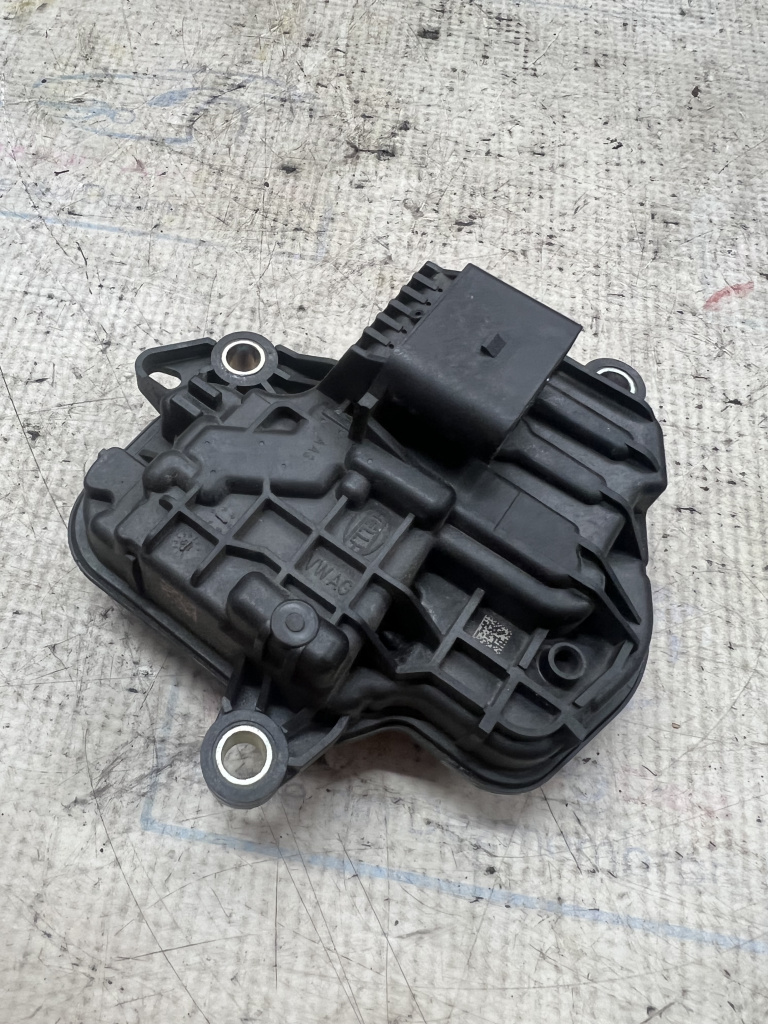 Motoraș pompa apa Skoda Scala 2020, 05E907593