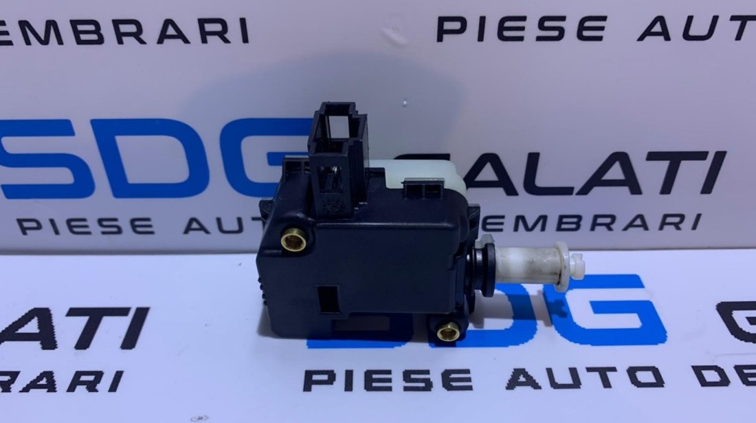 Motoras / Actuator Deschidere Capota Portbagaj Haion / Haion VW Touareg 2003 - 201 Cod Piesa : 3B5827061C / 3B